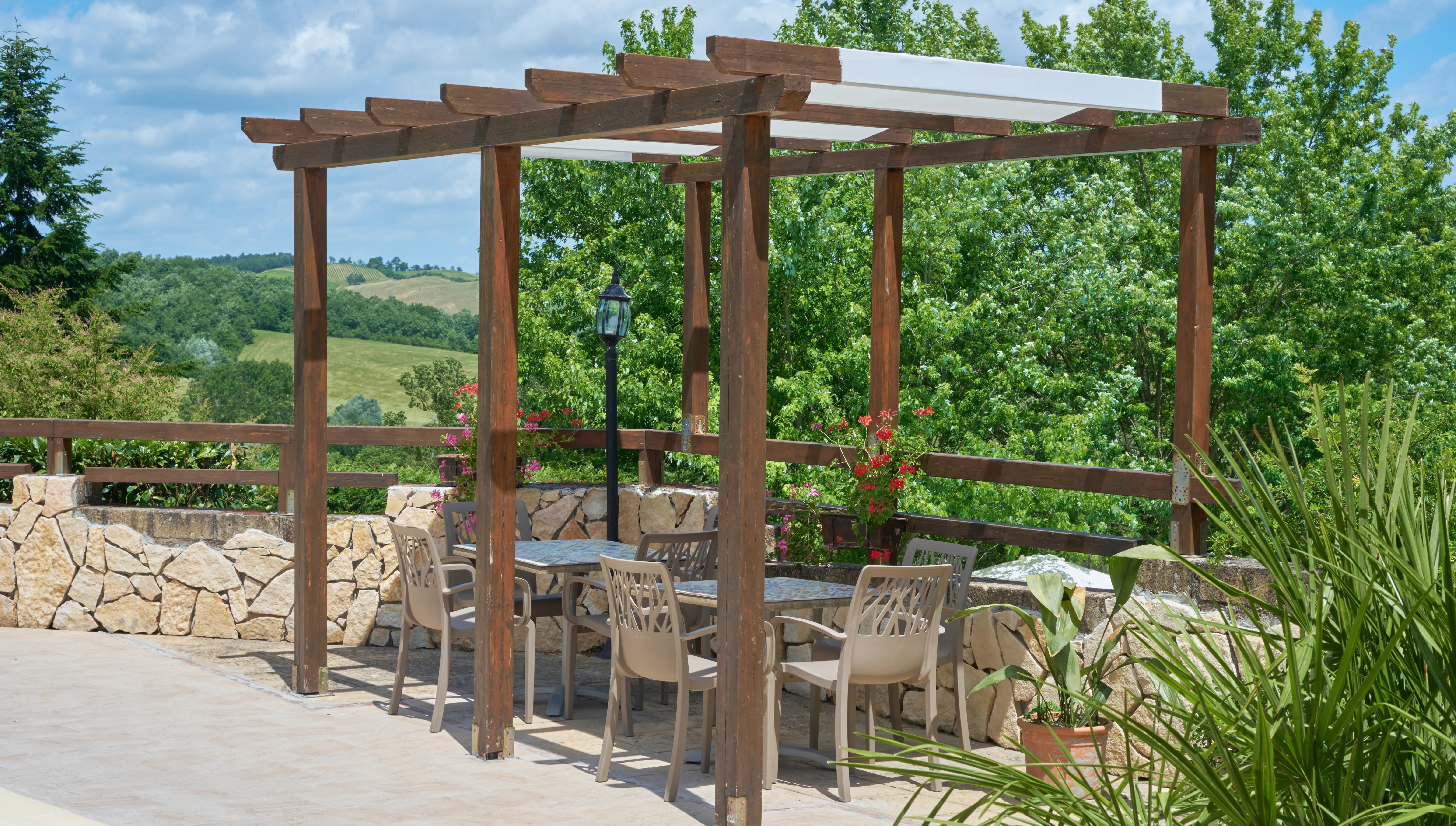 Colline Umbre Residence